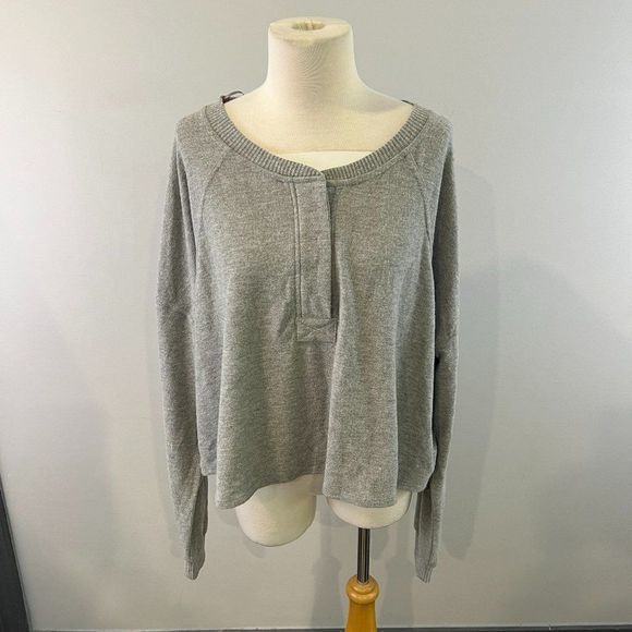 NWOT BP Long Sleeve Crop Henley in Grey Heather (2X) - Picture 3 of 12